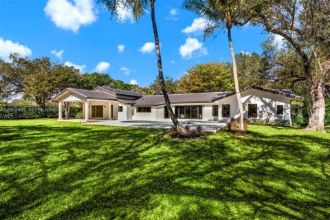Villa ou maison à vendre à Pinecrest, Floride: 4 chambres, 286.42 m2 № 2020079 - photo 27