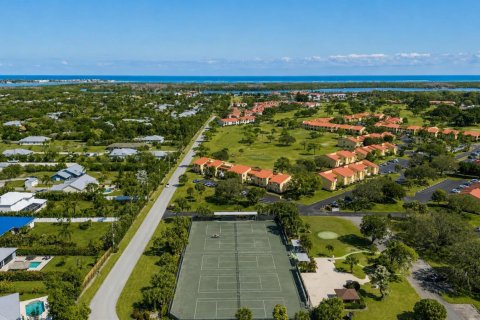 Condo in Stuart, Florida, 2 bedrooms № 2243658 - photo 10