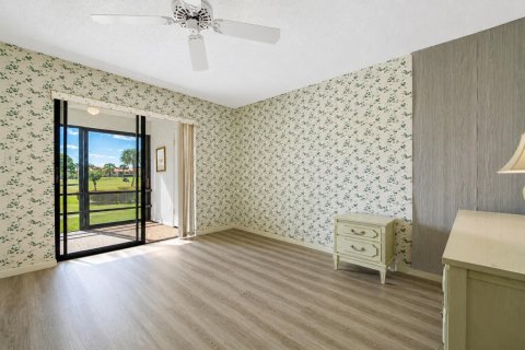 Condo in Stuart, Florida, 2 bedrooms № 2243658 - photo 23