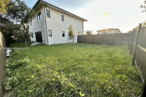 Снять в аренду виллу или дом в Флорида-Сити, Флорида 5 спален, 176.7м2, № 2005936 - фото 16