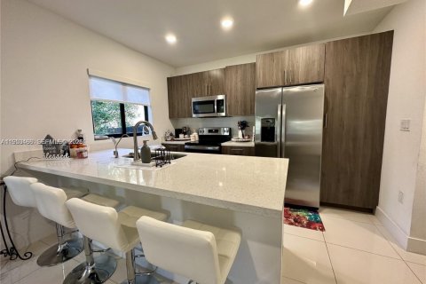 Снять в аренду виллу или дом в Флорида-Сити, Флорида 5 спален, 176.7м2, № 2005936 - фото 5