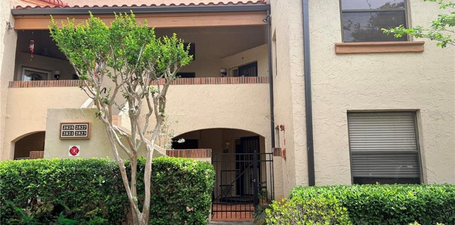 Condominio en Orlando, Florida, 2 dormitorios  № 2102831