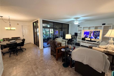 Condominio en venta en Orlando, Florida, 2 dormitorios, 120.77 m2 № 2102831 - foto 6