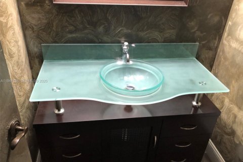 Copropriété à louer à Aventura, Floride: 1 chambre, 82.4 m2 № 1999897 - photo 7