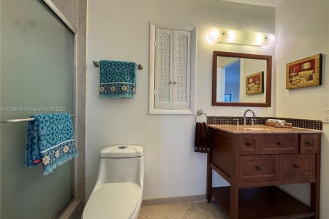 Condo in Hollywood, Florida, 1 bedroom  № 1683888 - photo 18