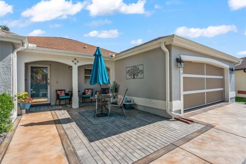House in The Villages, Florida 3 bedrooms, 172.24 sq.m. № 2238186 - photo 6