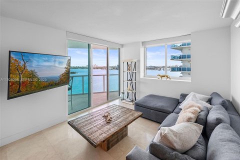 Copropriété à vendre à Miami, Floride: 2 chambres, 140.1 m2 № 1991730 - photo 4