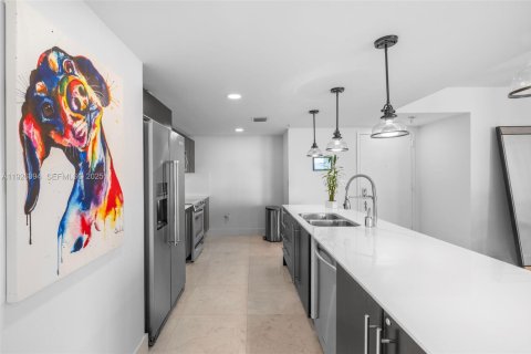 Copropriété à vendre à Miami, Floride: 2 chambres, 140.1 m2 № 1991730 - photo 8