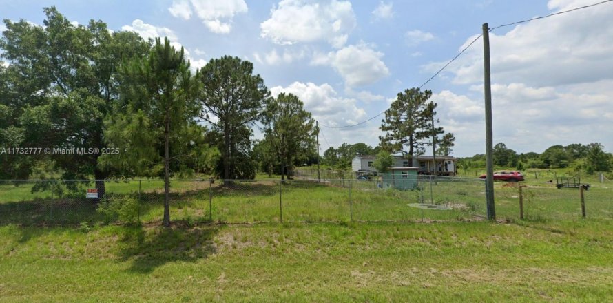 Land in Clewiston, Florida № 1703432