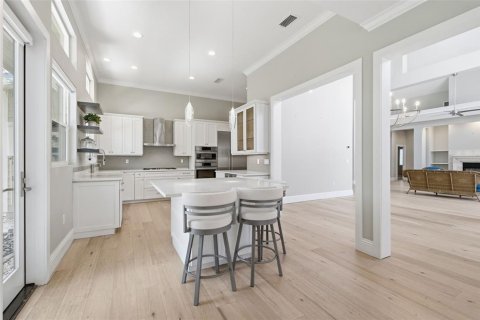 Villa ou maison à vendre à Sarasota, Floride: 4 chambres, 335.66 m2 № 2277934 - photo 10