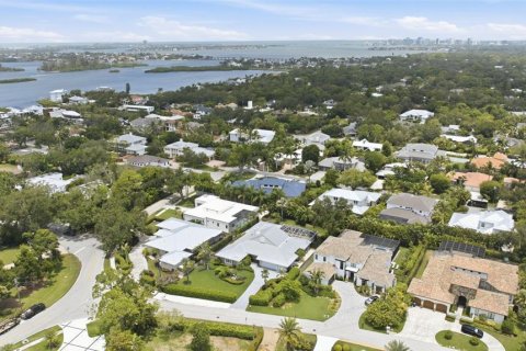 Villa ou maison à vendre à Sarasota, Floride: 4 chambres, 335.66 m2 № 2277934 - photo 2