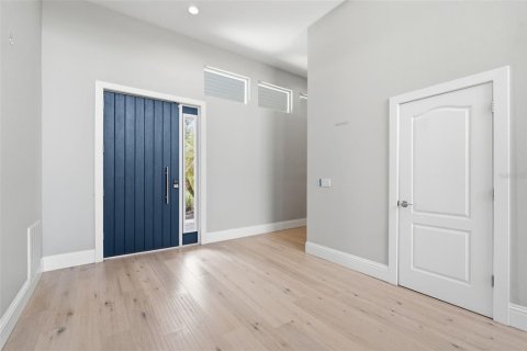 Villa ou maison à vendre à Sarasota, Floride: 4 chambres, 335.66 m2 № 2277934 - photo 3