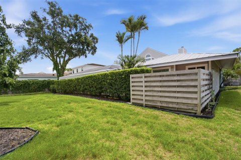 Villa ou maison à vendre à Sarasota, Floride: 4 chambres, 335.66 m2 № 2277934 - photo 30