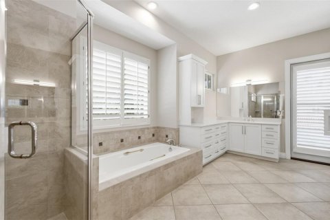 Villa ou maison à vendre à Sarasota, Floride: 4 chambres, 335.66 m2 № 2277934 - photo 19