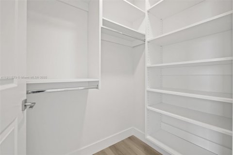 Appartement à louer à Hallandale Beach, Floride: 1 chambre, 79.8 m2 № 1967338 - photo 19