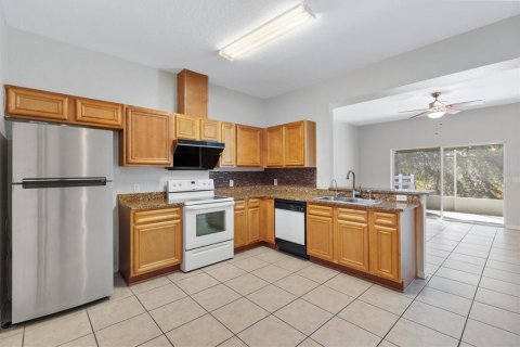House in Oxford, Florida 3 bedrooms, 179.21 sq.m. № 2234928 - photo 14