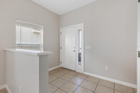 House in Oxford, Florida 3 bedrooms, 179.21 sq.m. № 2234928 - photo 3