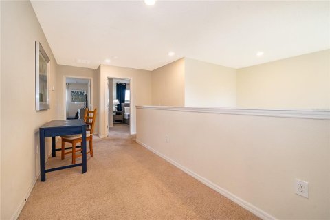 House in Davenport, Florida 5 bedrooms, 235.23 sq.m. № 2112168 - photo 20