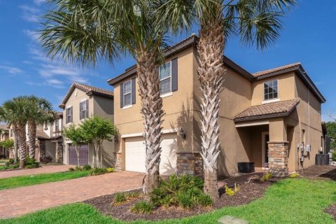 House in Davenport, Florida 5 bedrooms, 235.23 sq.m. № 2112168 - photo 2