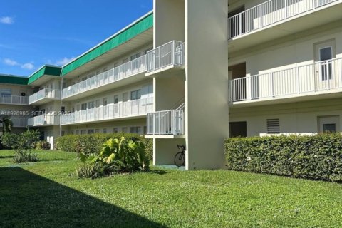 Copropriété à louer à Hallandale Beach, Floride: 1 chambre, 59.46 m2 № 1987404 - photo 3