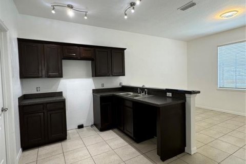 House in Clermont, Florida 3 bedrooms, 174.38 sq.m. № 1283761 - photo 17