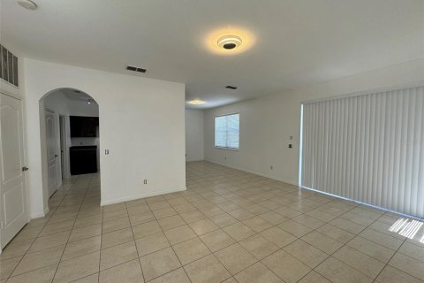 House in Clermont, Florida 3 bedrooms, 174.38 sq.m. № 1283761 - photo 4