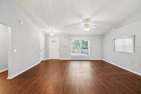 Casa en venta en DeLand, Florida, 3 dormitorios, 160.35 m2 № 2152320 - foto 9