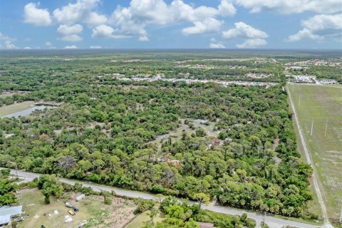 Land in Venice, Florida № 2096453 - photo 2