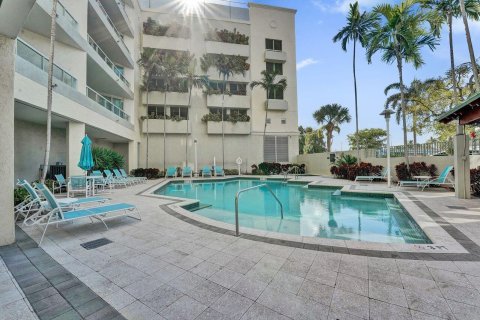 Condominio en venta en Fort Lauderdale, Florida, 1 dormitorio, 99.31 m2 № 2191796 - foto 30