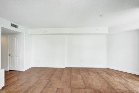 Condominio en venta en Fort Lauderdale, Florida, 1 dormitorio, 99.31 m2 № 2191796 - foto 17
