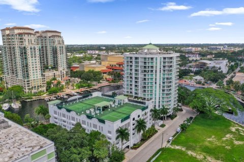 Condominio en Fort Lauderdale, Florida, 1 dormitorio  № 2191796