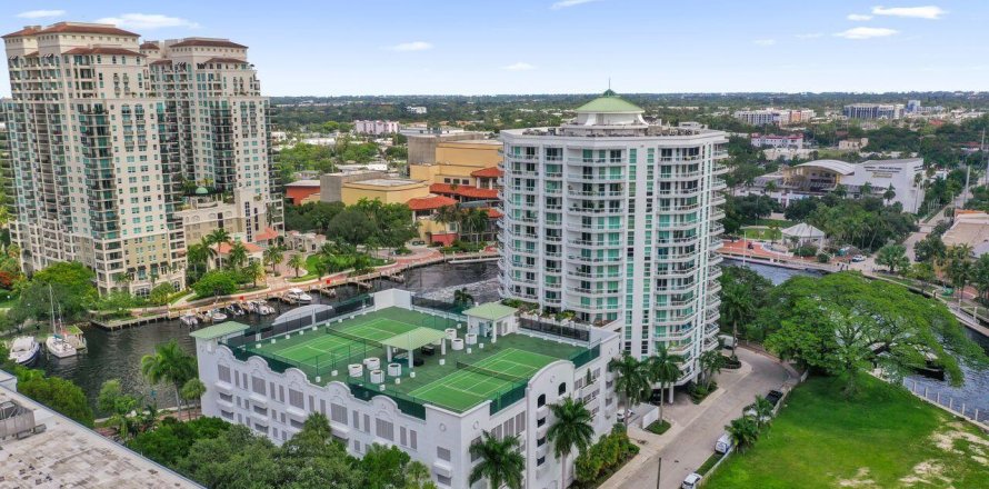Condominio en Fort Lauderdale, Florida, 1 dormitorio  № 2191796