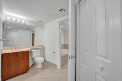 Condominio en venta en Fort Lauderdale, Florida, 1 dormitorio, 99.31 m2 № 2191796 - foto 14