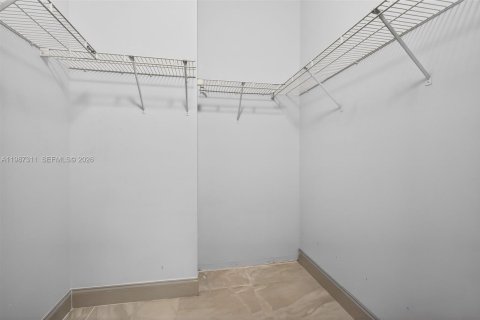 Villa ou maison à vendre à Miramar, Floride: 4 chambres, 182.55 m2 № 2047703 - photo 29