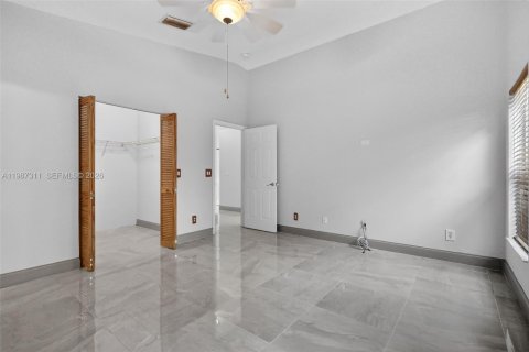 Villa ou maison à vendre à Miramar, Floride: 4 chambres, 182.55 m2 № 2047703 - photo 27