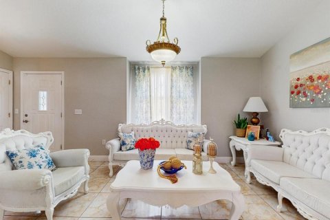 Купить виллу или дом в Киссимми, Флорида 3 комнаты, 149.85м2, № 1854234 - фото 7