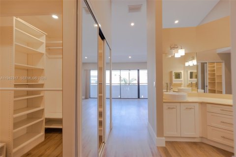 Townhouse in Aventura, Florida 3 bedrooms, 158.58 sq.m. № 2060004 - photo 16