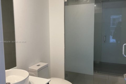 Condo in Miami, Florida, 1 bedroom  № 2025324 - photo 7