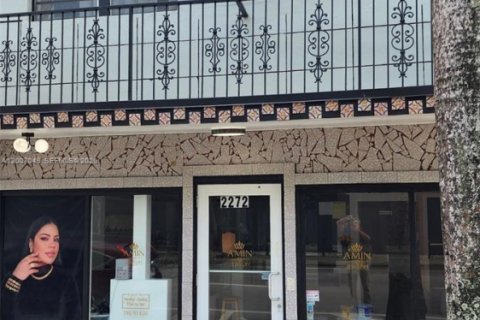 Снять в аренду виллу или дом в Майами, Флорида 2 спальни, 373.1м2, № 2241427 - фото 3