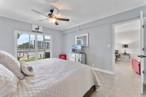 Condominio en venta en Deerfield Beach, Florida, 2 dormitorios, 87.42 m2 № 2146841 - foto 17