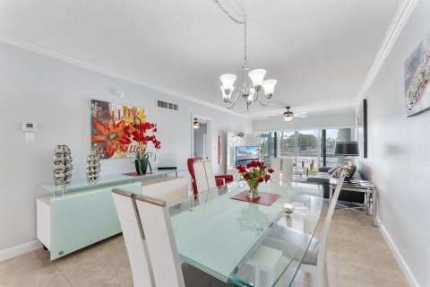 Condominio en venta en Deerfield Beach, Florida, 2 dormitorios, 87.42 m2 № 2146841 - foto 9