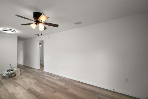House in Ocala, Florida 2 bedrooms, 91.42 sq.m. № 1743269 - photo 28