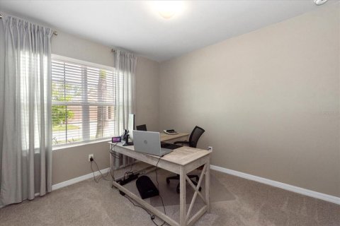 House in North Fort Myers, Florida 4 bedrooms, 169.83 sq.m. № 1725341 - photo 20