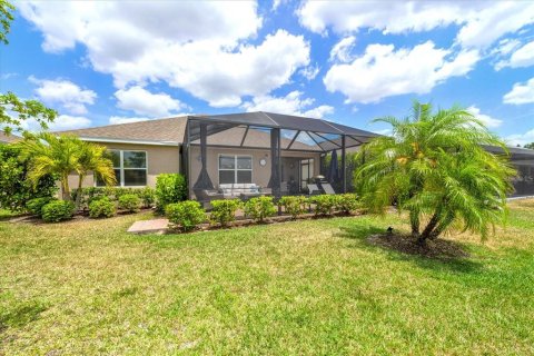 House in North Fort Myers, Florida 4 bedrooms, 169.83 sq.m. № 1725341 - photo 27
