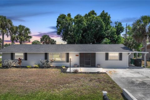 Casa en alquiler en Englewood, Florida, 3 dormitorios, 157.38 m2 № 1843587 - foto 1