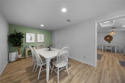 Casa en alquiler en Englewood, Florida, 3 dormitorios, 157.38 m2 № 1843587 - foto 13