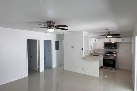 Appartement à louer à Pompano Beach, Floride: 2 chambres, 74.32 m2 № 2365353 - photo 6