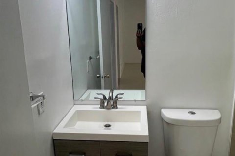 Appartement à louer à Pompano Beach, Floride: 2 chambres, 74.32 m2 № 2365353 - photo 11