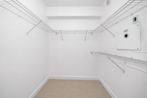Купить кондоминиум в Холливуд, Флорида 3 комнаты, 108.14м2, № 2191051 - фото 7