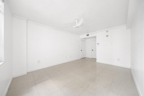 Купить кондоминиум в Холливуд, Флорида 3 комнаты, 108.14м2, № 2191051 - фото 5